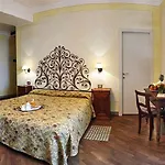 Отель Ristorante Il Verbano Стреза